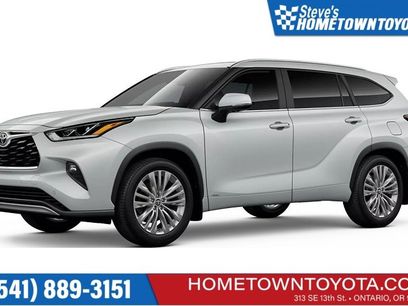 New 2026 Toyota Highlander Platinum