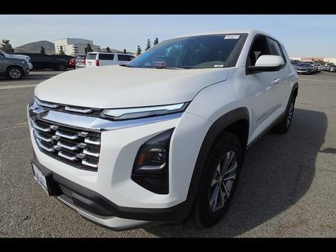 Used 2026 Chevrolet Equinox LT w/ LPO, Floor Liner Package image 3