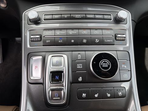 Used 2023 Hyundai Santa Fe Calligraphy w/ Cargo Package FWD image 6
