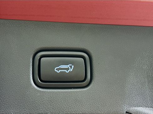 Used 2025 Hyundai Tucson SEL FWD image 29