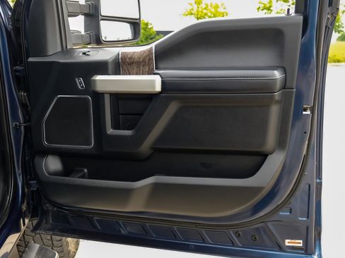 Used 2017 Ford F250 Lariat AWD/4WD image 46