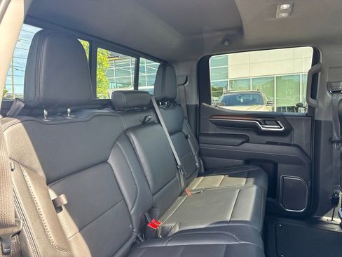 Used 2025 GMC Sierra 1500 Denali w/ Denali Reserve Package AWD/4WD image 24