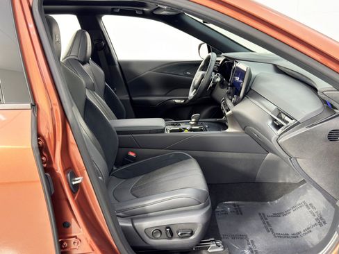 Used 2023 Lexus RX 500h F Sport image 16