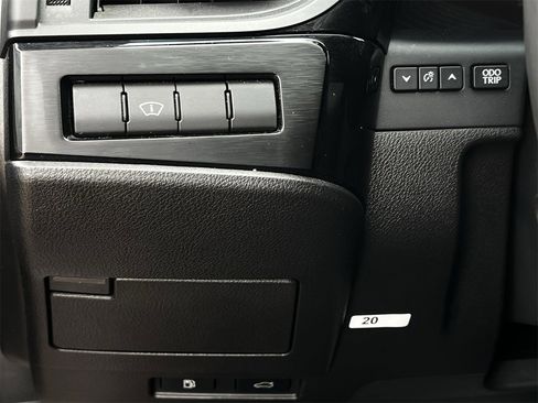 Used 2025 Lexus ES 300h w/ Premium Package image 20