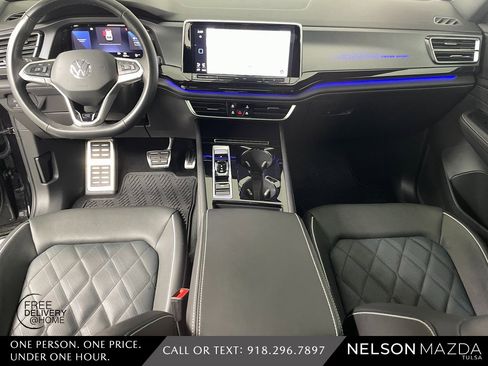 Used 2025 Volkswagen Atlas Cross Sport SEL Premium R-Line image 37