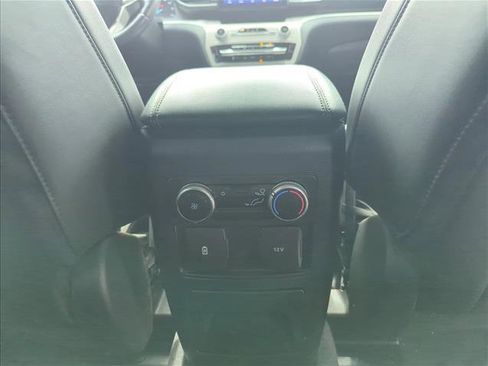 Certified 2022 Ford Explorer XLT w/ Equipment Group 202A RWD image 19