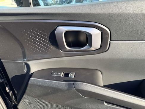 New 2026 Kia Sorento S FWD image 17