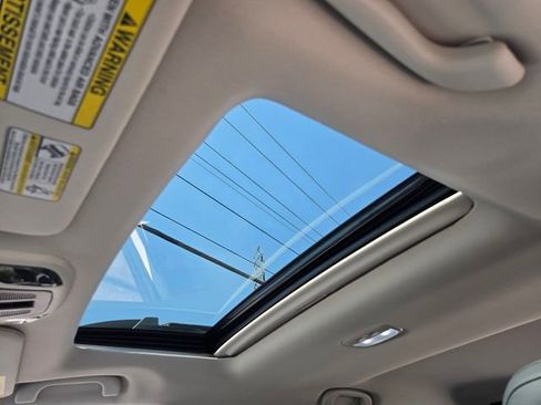 Used 2025 Subaru Outback Limited image 10