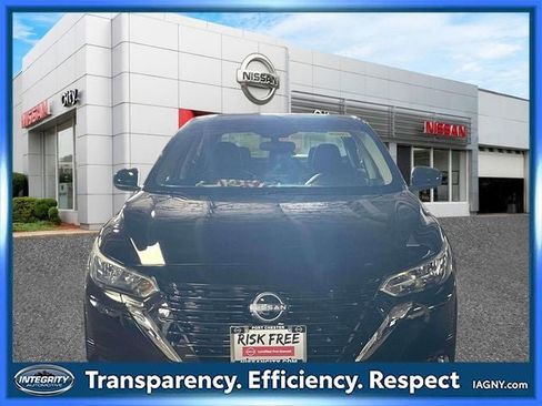 Certified 2024 Nissan Sentra SV FWD image 2