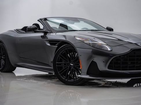 Used 2024 Aston Martin DB12 Convertible RWD image 2
