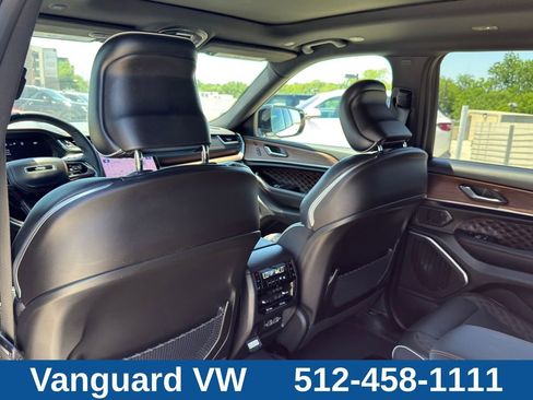 Used 2025 Jeep Grand Cherokee L Summit w/ Obsidian Package AWD/4WD image 30