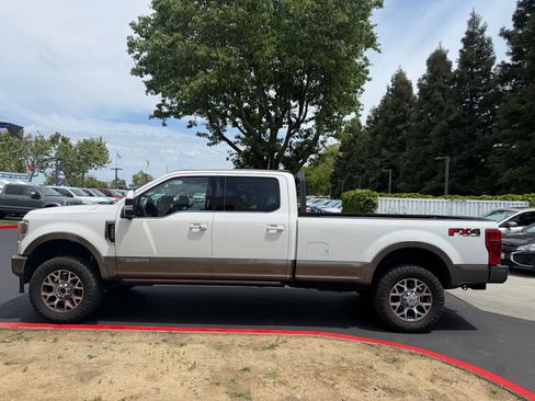 Used 2022 Ford F350 King Ranch w/ King Ranch Ultimate Package AWD/4WD image 2