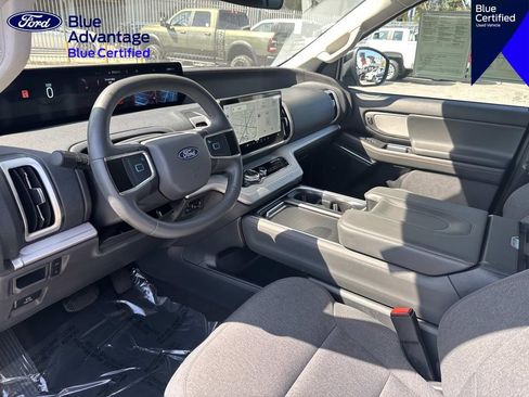 Certified 2025 Ford Expedition Max Active RWD image 17