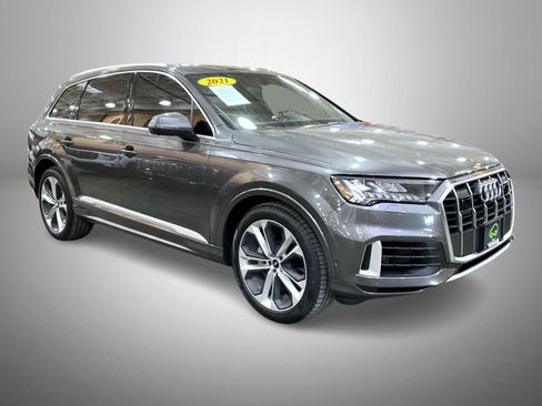 Used 2021 Audi Q7 3.0T Prestige w/ Prestige Package image 3