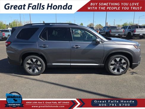 New 2026 Honda Pilot Touring image 8