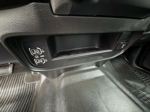 Used 2022 RAM 2500 Tradesman w/ Protection Group image 24