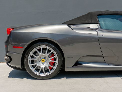 Used 2005 Ferrari F430 Spider RWD image 31