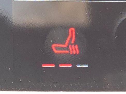 New 2025 Ford Maverick XLT w/ XLT Luxury Package image 4