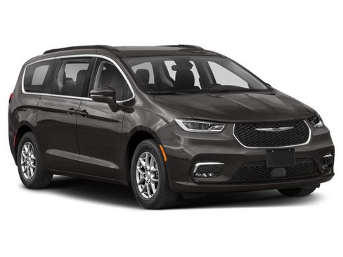 Used 2022 Chrysler Pacifica Touring-L image 15