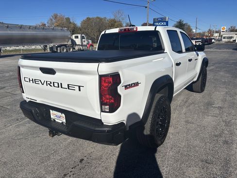 Used 2023 Chevrolet Colorado Trail Boss w/ Technology Package image 4