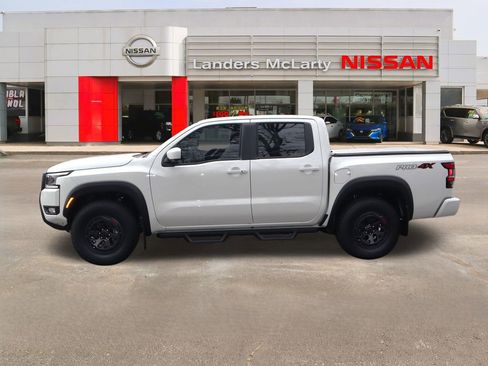 New 2026 Nissan Frontier Pro-X w/ Pro-X Convenience Package RWD image 6
