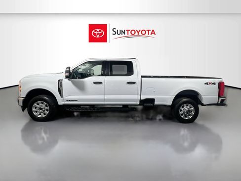 Used 2024 Ford F350 XLT image 7