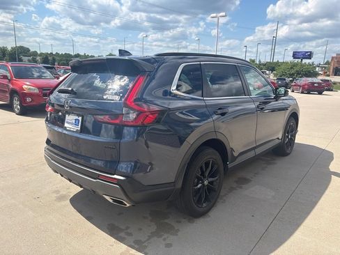 Used 2024 Honda CR-V Sport image 5
