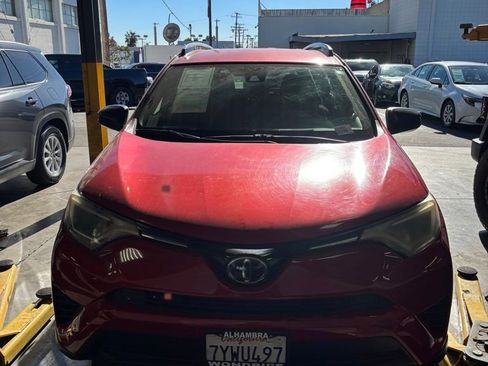 Used 2017 Toyota RAV4 LE image 23