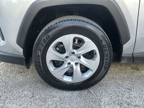 Used 2025 Toyota RAV4 LE image 10