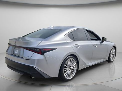 Used 2022 Lexus IS 300 w/ Premium Package RWD image 8