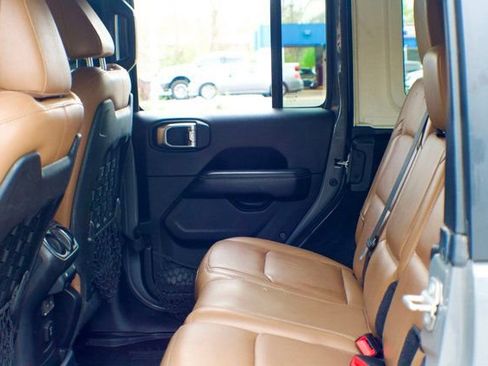 Used 2020 Jeep Wrangler Unlimited Rubicon AWD/4WD image 47
