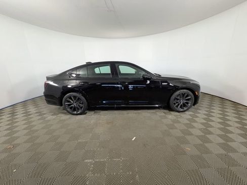 New 2026 Cadillac CT5 V image 2