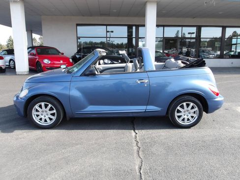 Used 2007 Chrysler PT Cruiser Convertible w/ Spring Special Group FWD image 10