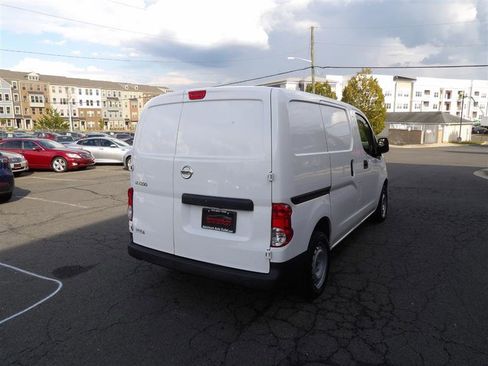 Used 2021 Nissan NV200 S image 5