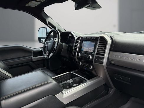Used 2019 Ford F250 Platinum w/ Platinum Ultimate Package AWD/4WD image 12