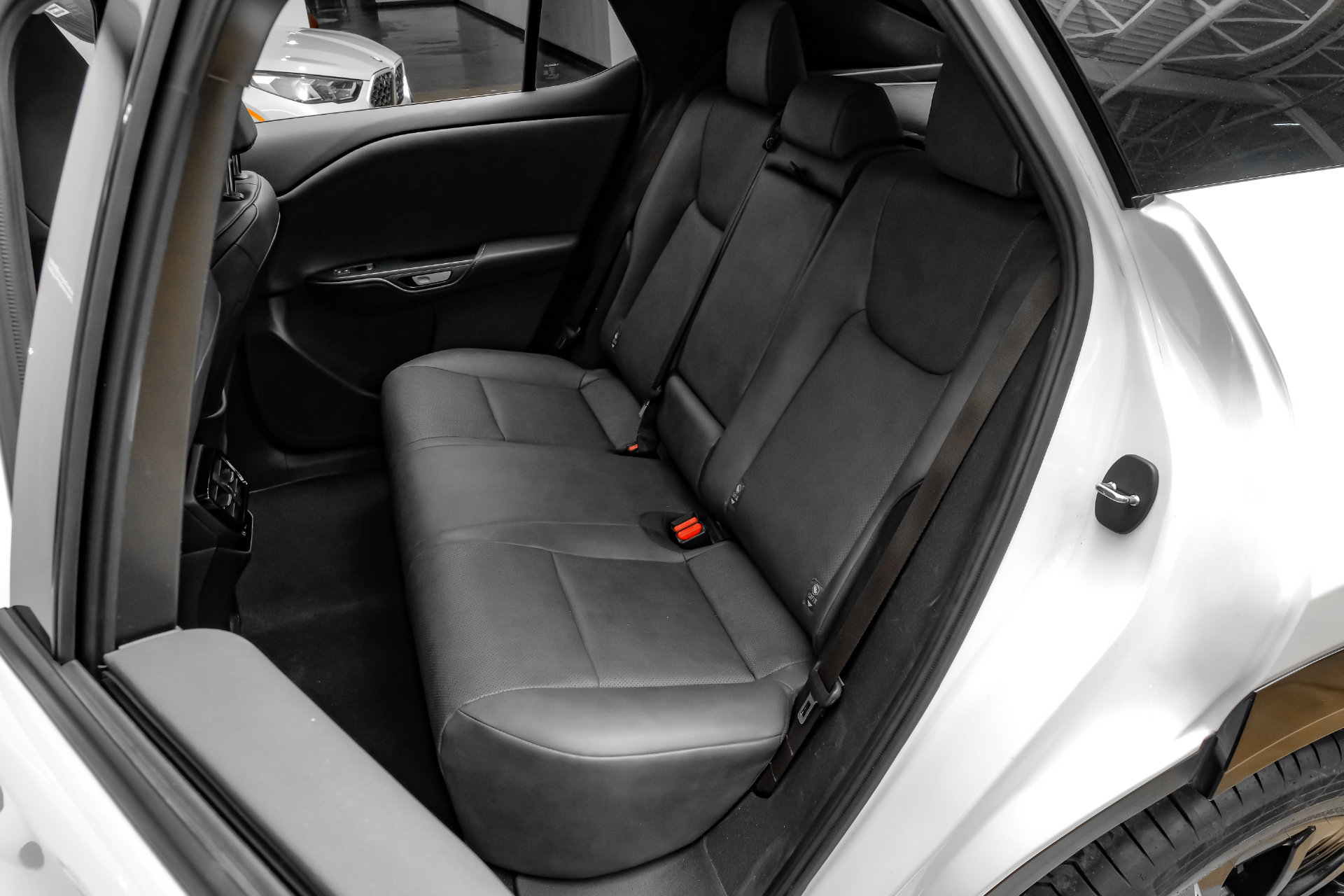 Used 2023 Lexus RZ 450e Premium w/ Technology Package AWD/4WD image 43
