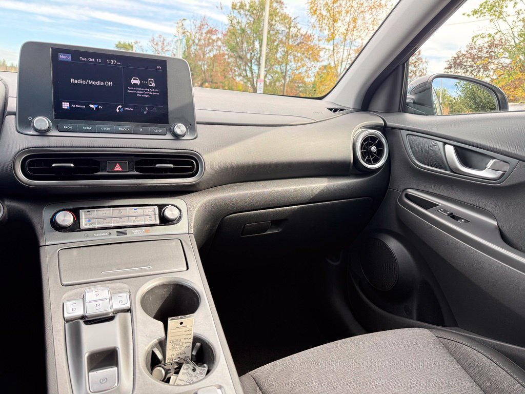 Used 2022 Hyundai Kona SEL w/ Cargo Package FWD image 25