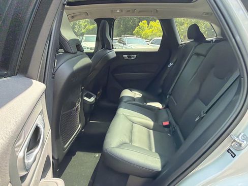 Certified 2024 Volvo XC60 B5 Plus AWD/4WD image 22