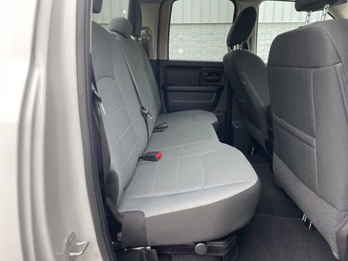 Used 2022 RAM 1500 Express w/ Wheel & Sound Group AWD/4WD image 15