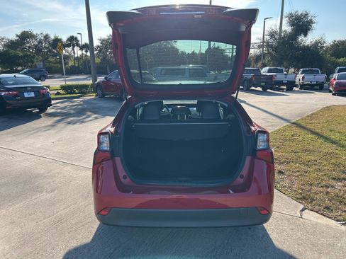 Used 2019 Toyota Prius Limited image 31