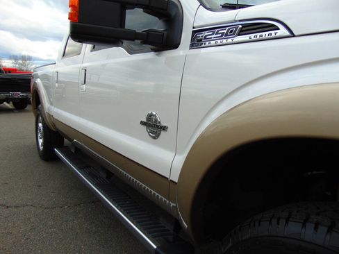 Used 2011 Ford F250 Lariat w/ Lariat Ultimate Pkg image 68