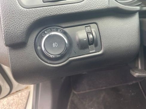 Used 2011 Buick Regal CXL w/ RL5 Preferred Equipment Group FWD image 13