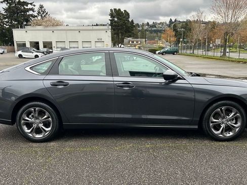 Used 2024 Honda Accord EX image 4