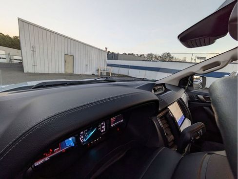 Certified 2022 Ford Ranger Lariat w/ Tremor Off-Road Package image 14