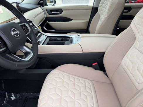 New 2026 Nissan Armada Platinum RWD image 7