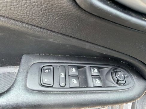 Used 2019 Jeep Compass Latitude AWD/4WD image 9