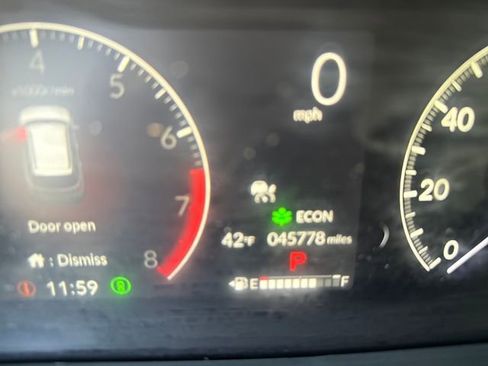 Used 2023 Honda Pilot EX-L image 13