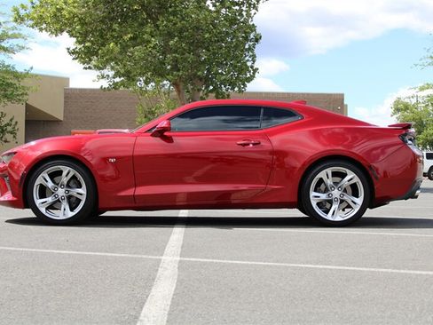 Used 2016 Chevrolet Camaro SS RWD image 17