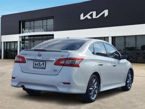 Used 2013 Nissan Sentra SR w/ Premium Pkg image 5