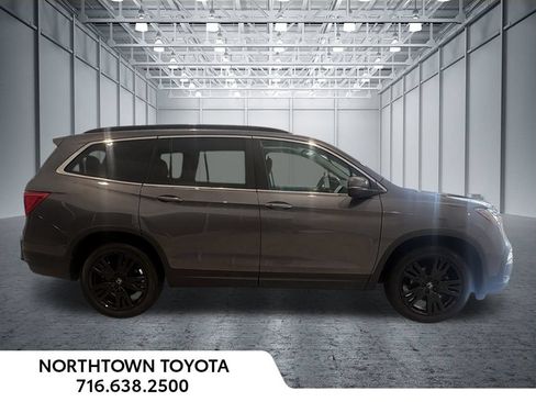 Used 2022 Honda Pilot Special Edition image 3